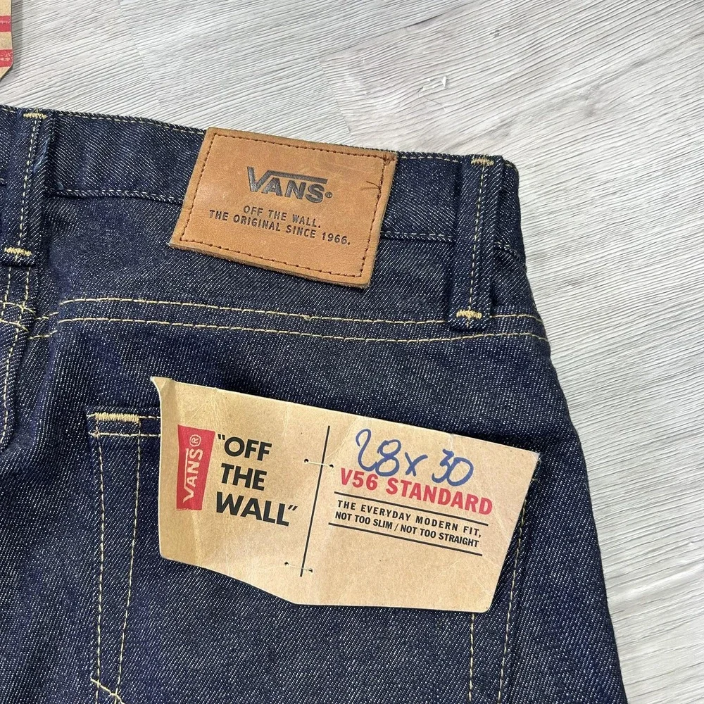 NEW Vans Jeans‎ Mens 28x30 Dark Wash Blue V56 Standard Straight Stretch Denim